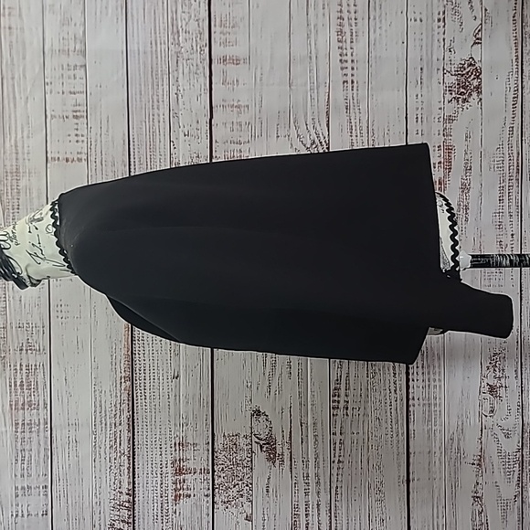 H&M cropped snap front blazer - Picture 5 of 8